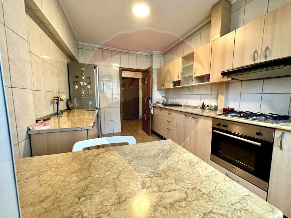 3 room Apartment for sale, Titulescu area