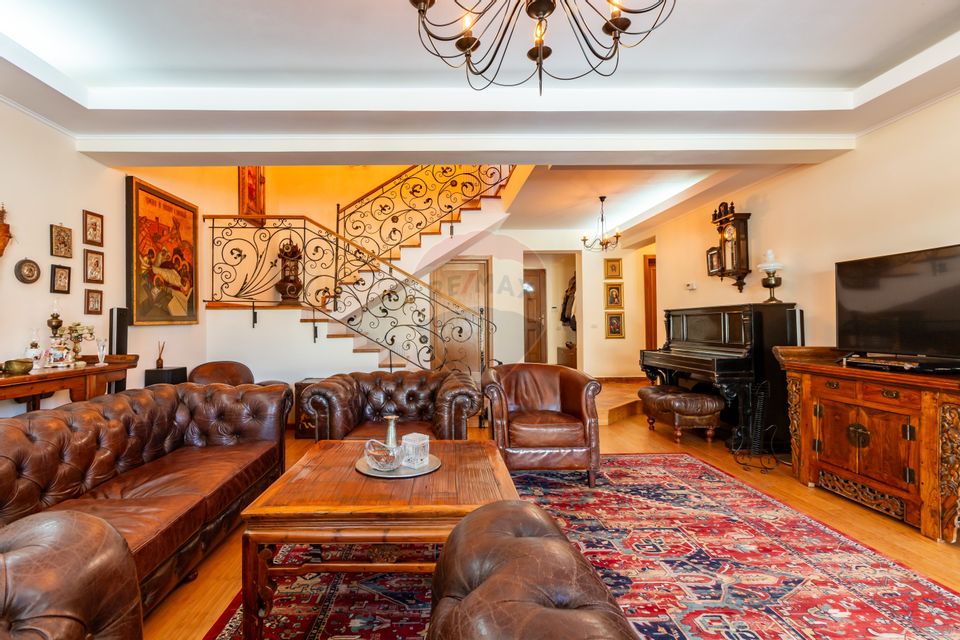 Casă / Vilă de vanzare in Corbeanca, Laguna albastra, langa lac