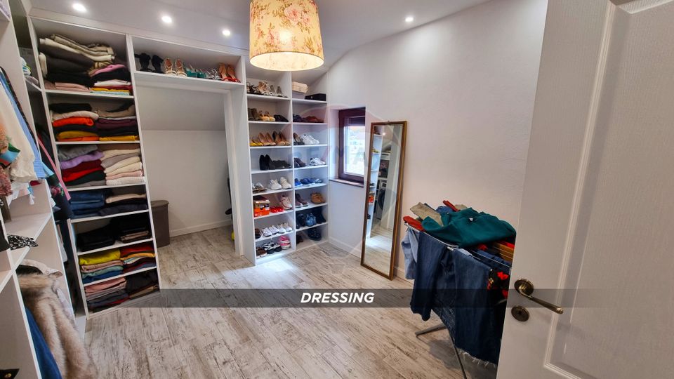 5 room House / Villa for sale