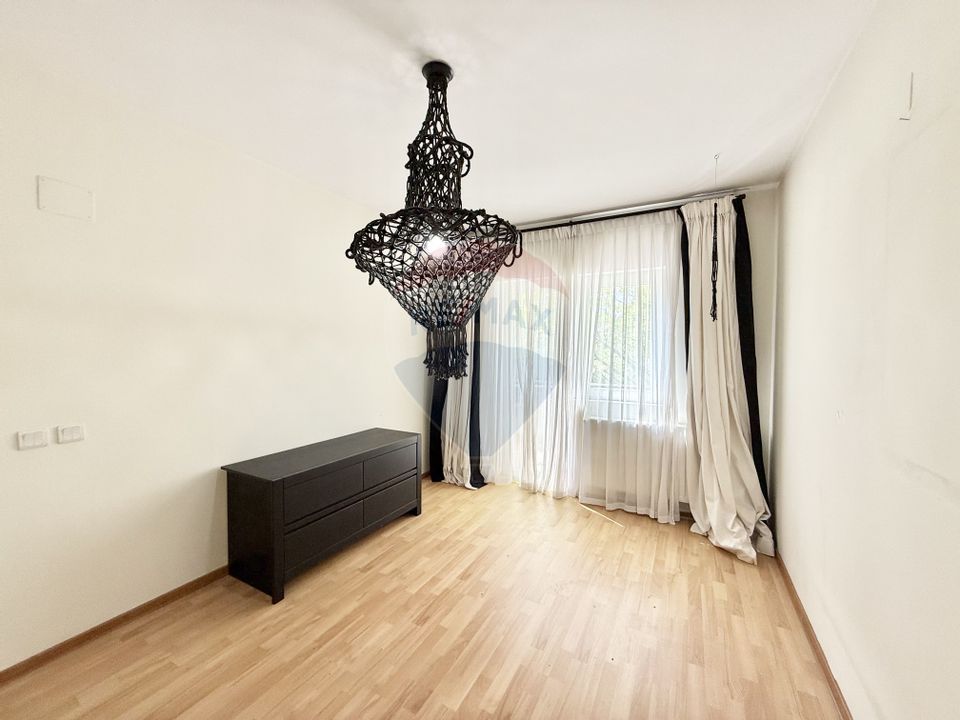 De vanzare | Casa 3 dormitoare nemobilata | Azur