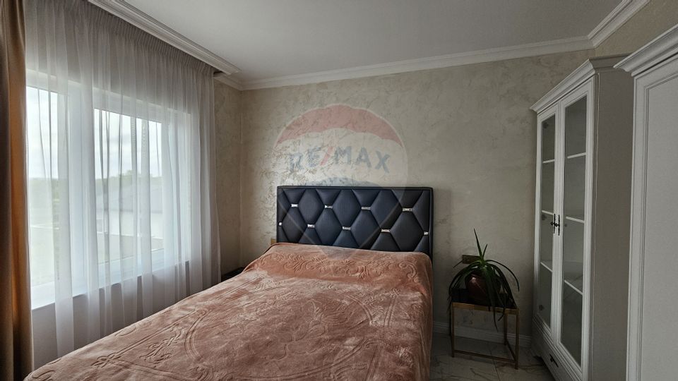 5 room House / Villa for sale