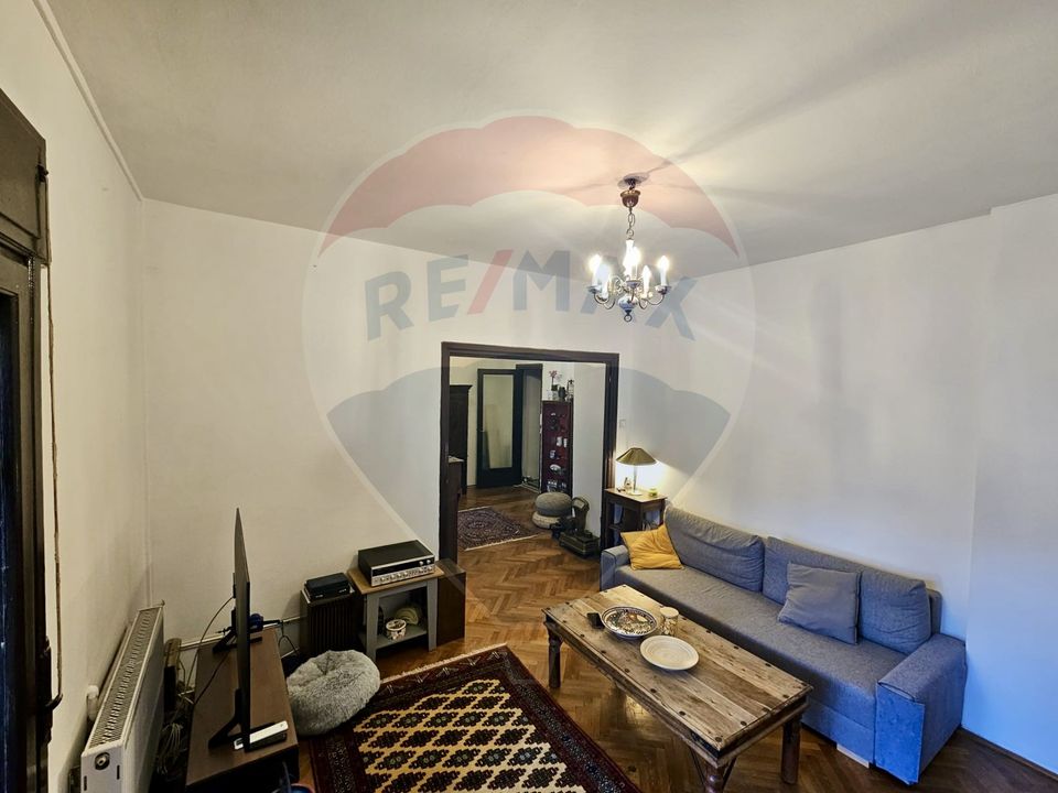 Apartament  2 camere în zona Ultracentrala a capitalei