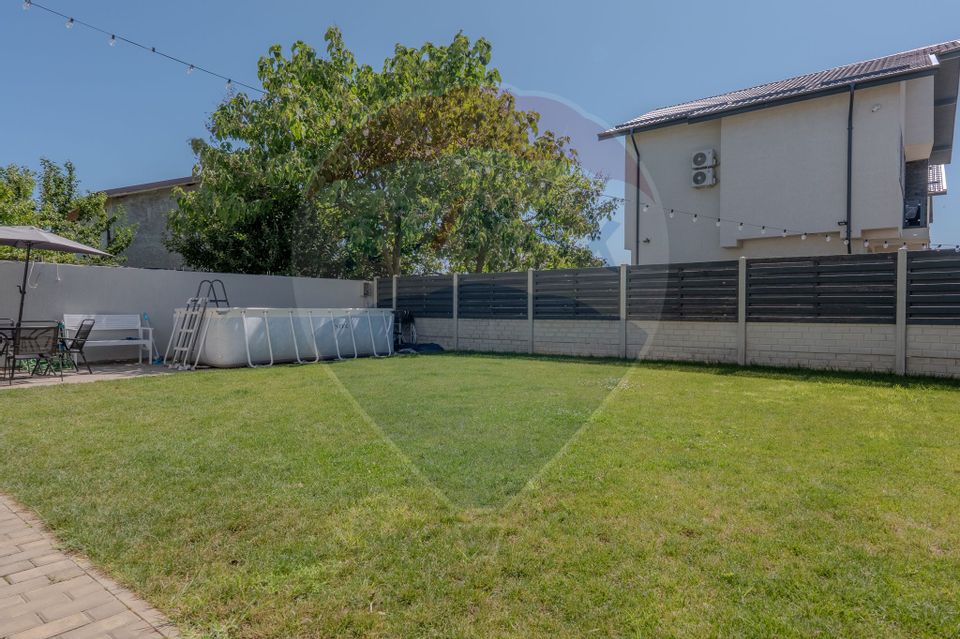 Casă individuală P+1+M mobilată, utilată - Dragomirești Deal