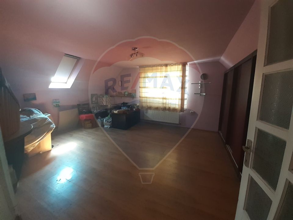 4 room House / Villa for sale