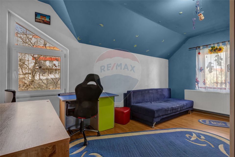 8 room House / Villa for sale, Ultracentral area