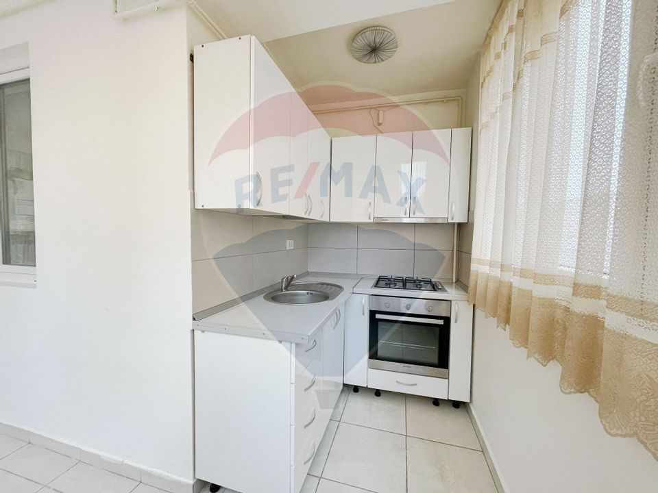 Apartament 2 camere de închiriat Militari Residence Auchan Militari