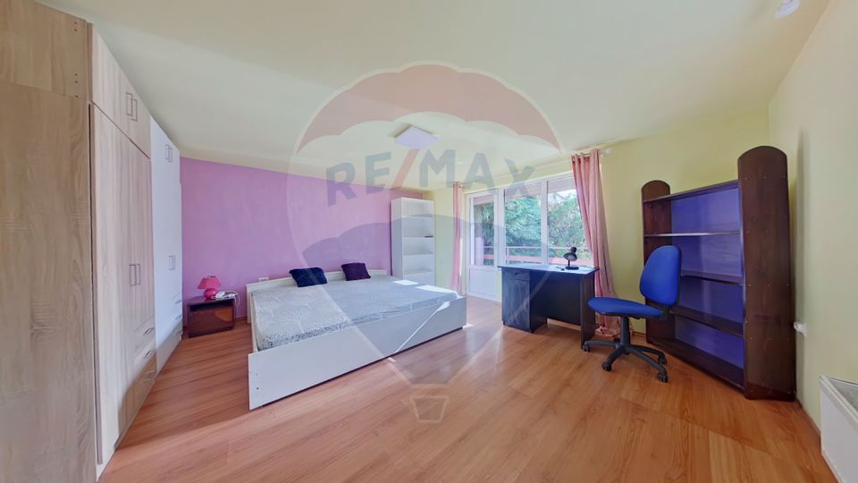 Casa individuala, 3 dormitoare, curte, langa UMF