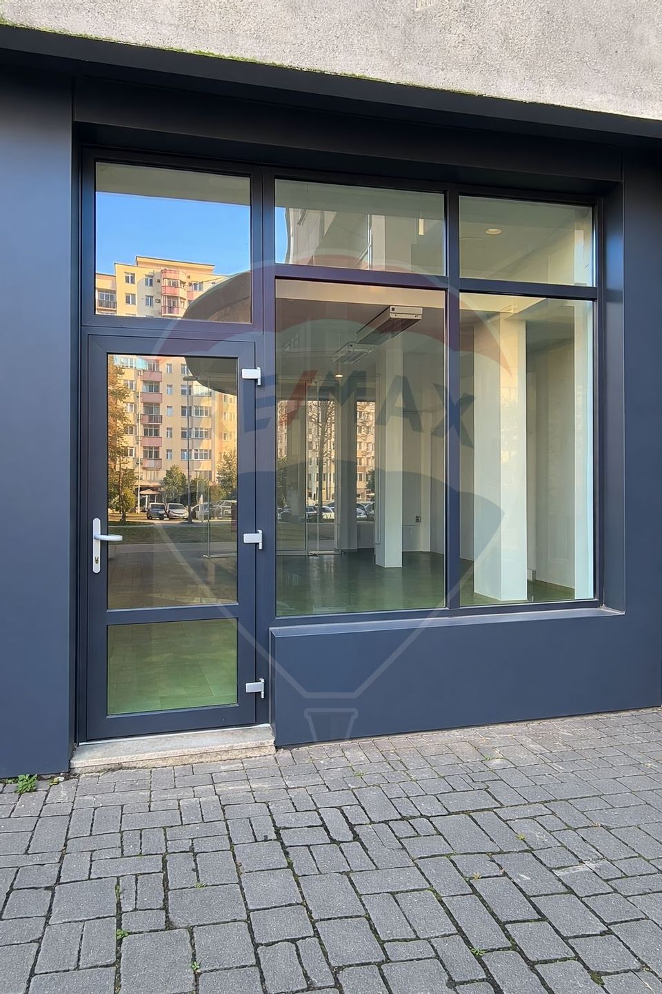 50sq.m Commercial Space for rent, Marasti area