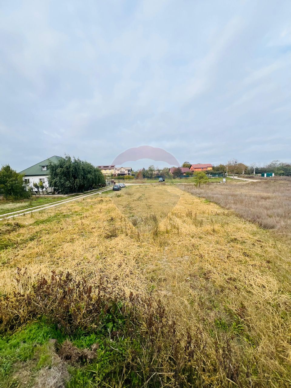 Land 3,812sqm Peris / Strada ingerasilor