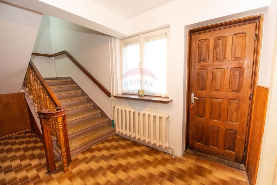 Casa individuala cu 7 camere, de vanzare 250 mp utili,  Buzau