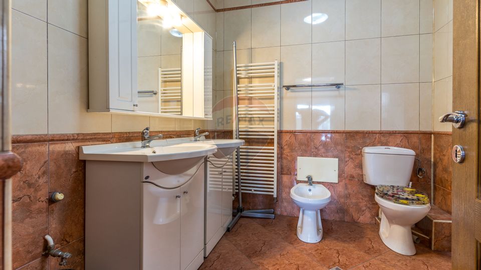 Casa de vanzare,  6 camere, zona Marasti