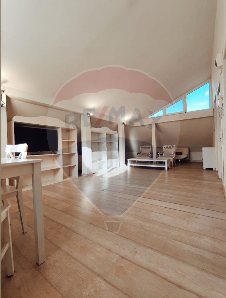 Apartament 2 camere in Gruia, de inchiriat