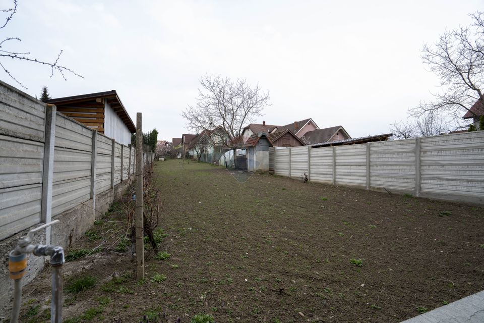 De vânzare casă cu 5 camere, teren 1000 mp Oncea, Calea Bihorului
