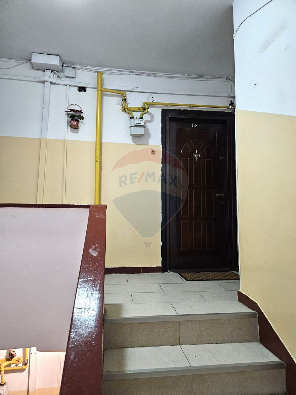 Apartament 3 camere Basarabia 64 mp | Metrou | Bloc reabilitat