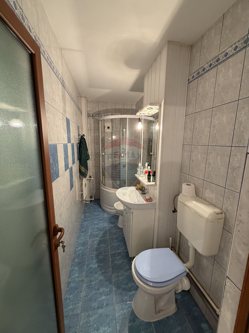 Apartament doua camere et 1