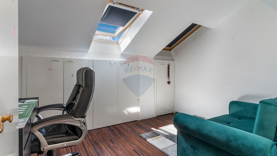 4 room Apartment for sale