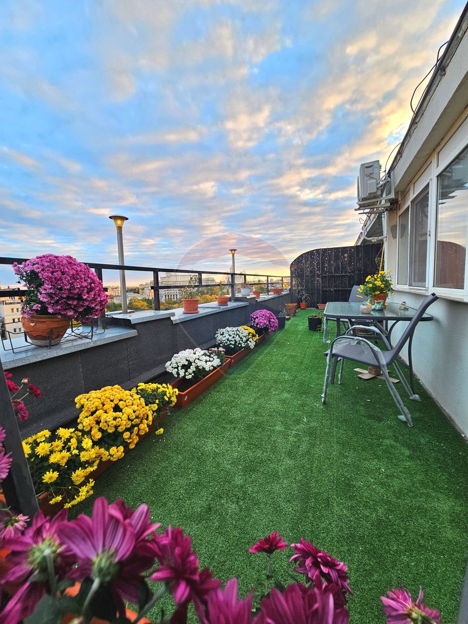 Ultracentral | 2 unități + terasă | Cișmigiu | Investiție Airbnb activ