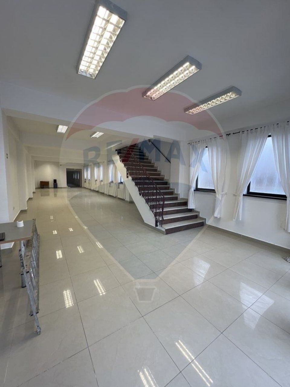 490sq.m Commercial Space for rent, Casa de Cultura area