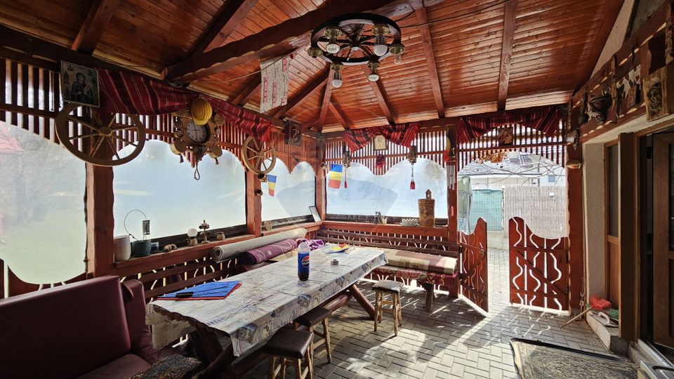 6 room House / Villa for sale