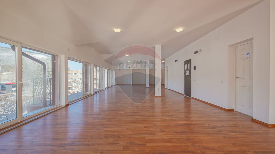 195sq.m Office Space for rent, Astra area