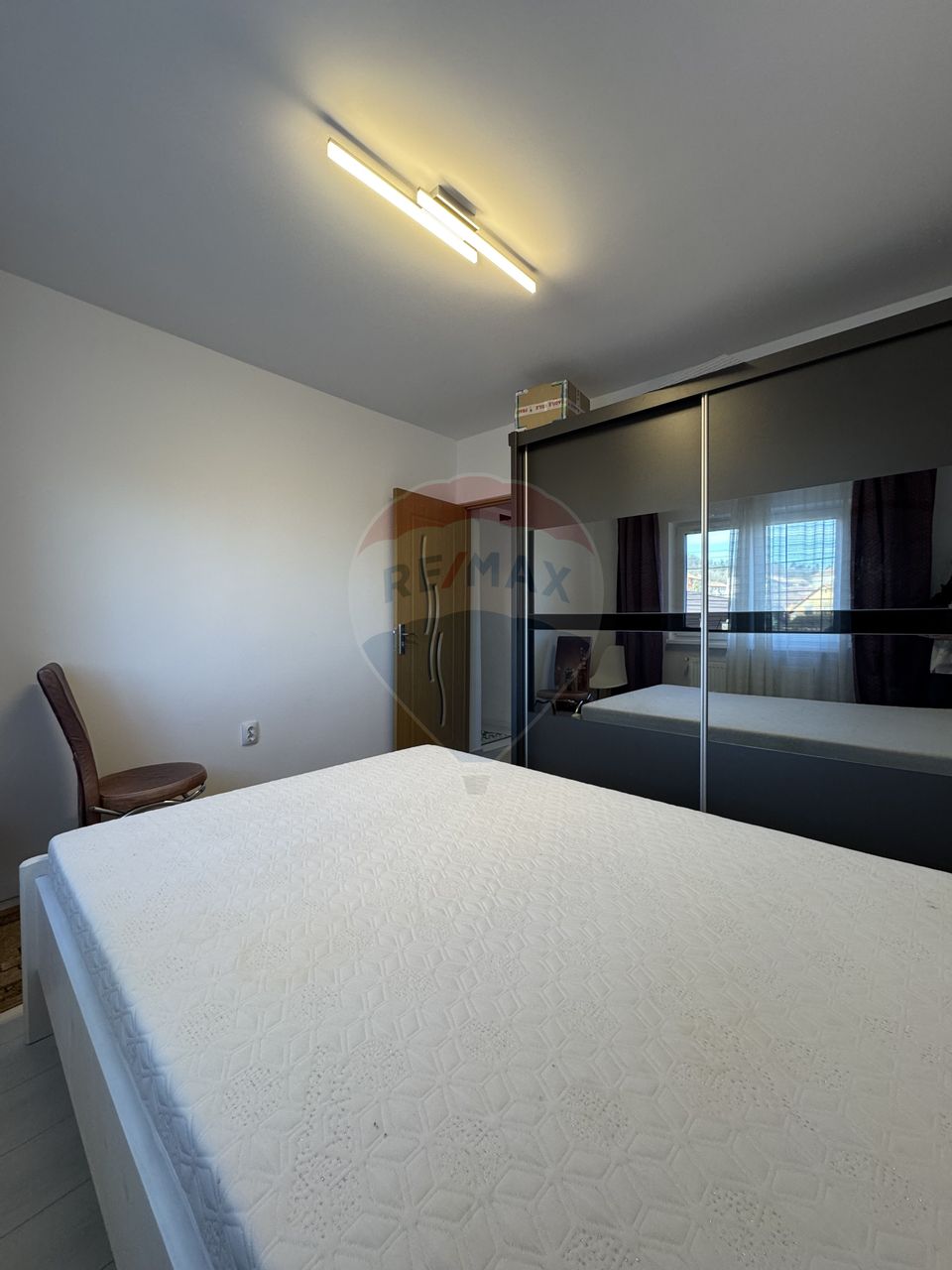 Apartament modern cu 3 camere, 2 bai, et. 1