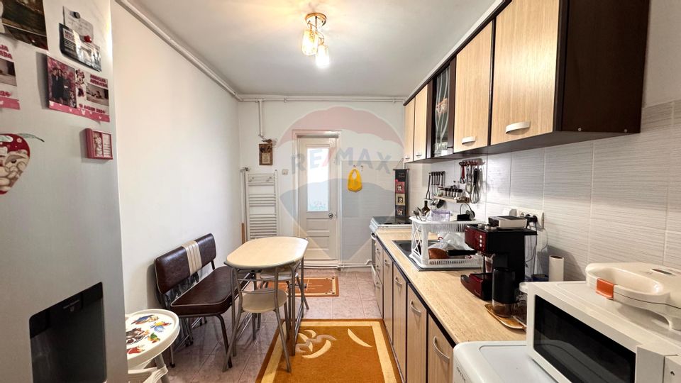 3 room Apartment for sale, Inel I area