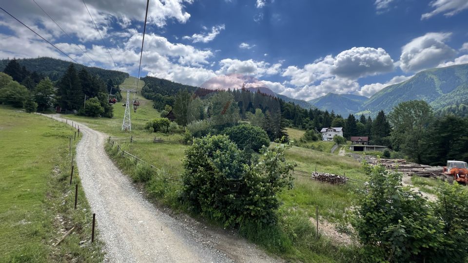 Land 2,770sqm Borsa / Strada Bradet