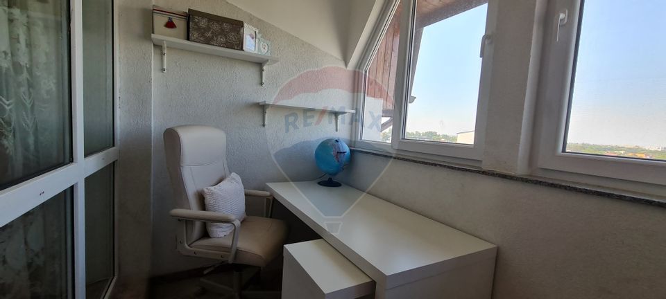 Apartament cu 3 camere de vânzare în zona Straulesti