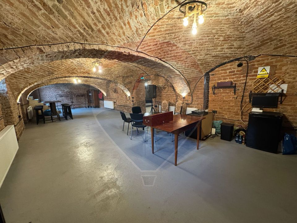 Spațiu de vanzare S.C.229 mp -zona centrala