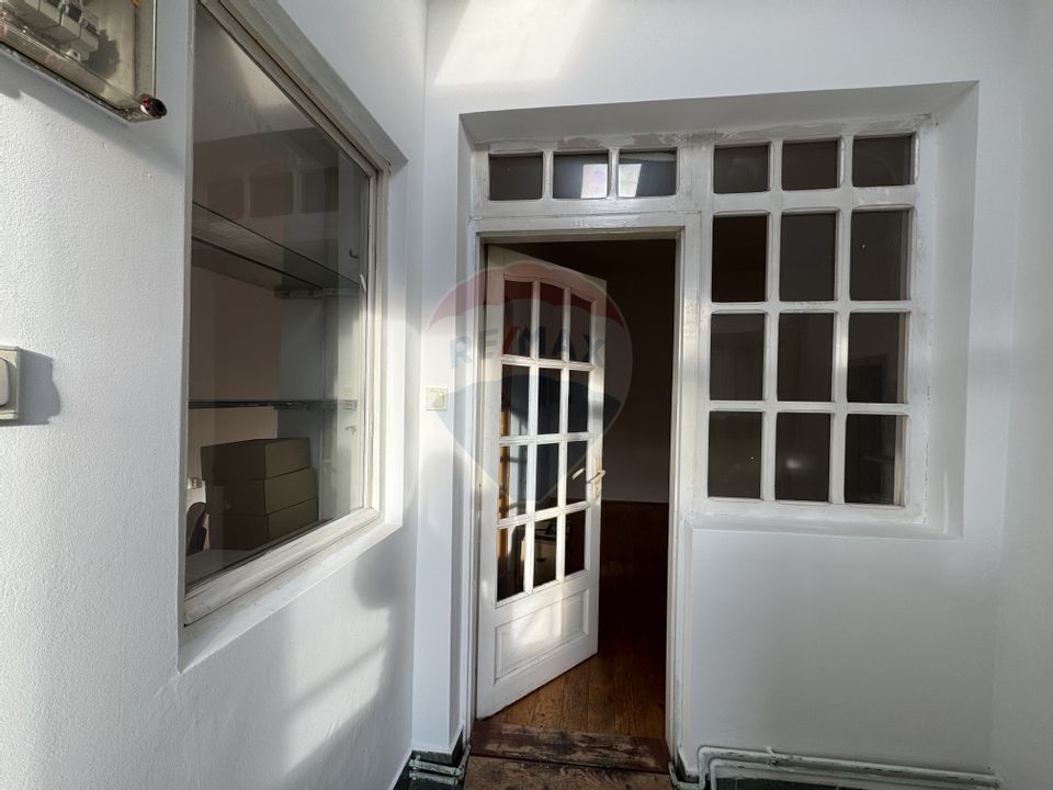 Casă pe un nivel pe str. Plevnei