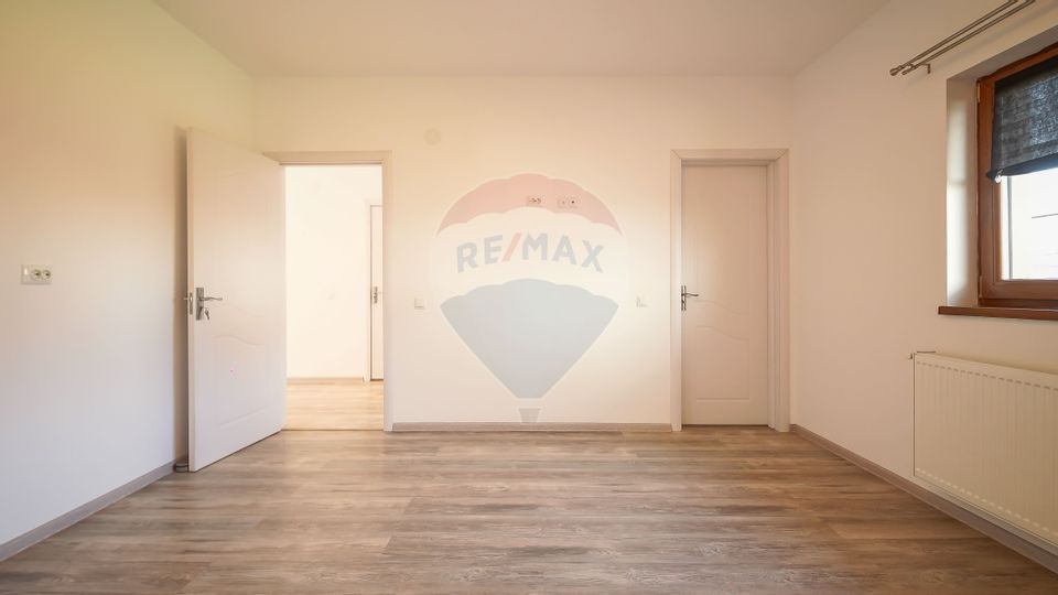 Refugiul tău de lângă Brașov – Casă P+M în cartierul Izvor, Tralungeni