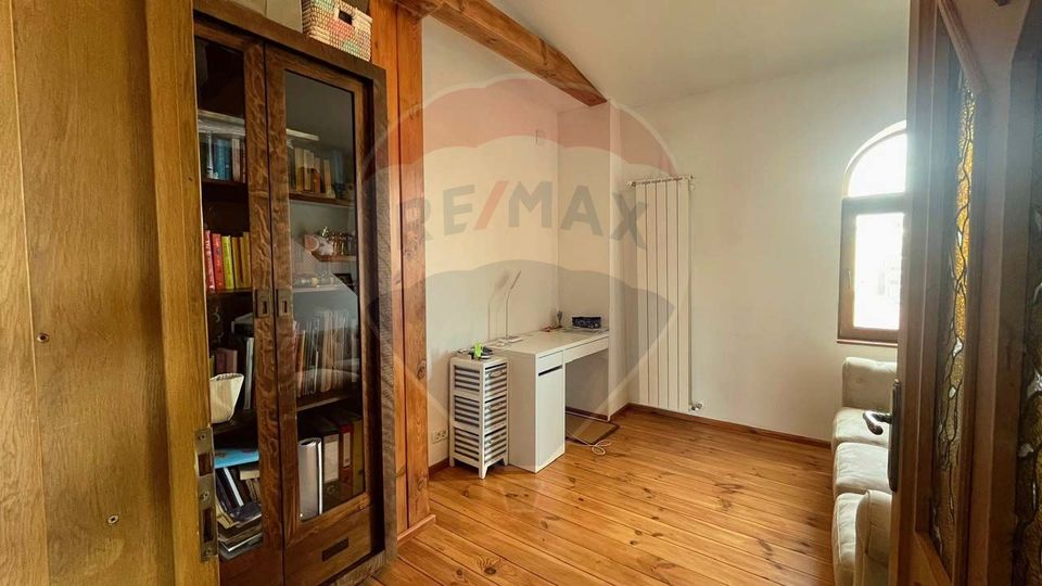 5 room Apartment for rent