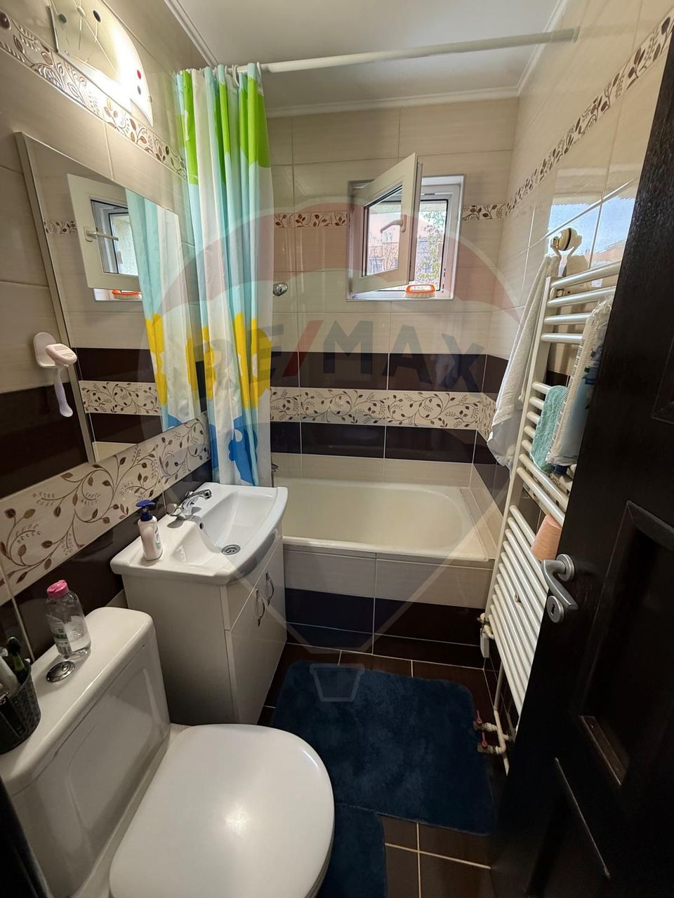 Apartament 3 camere de vânzare – Săcele, zona Electroprecizia
