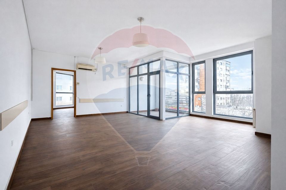 106sq.m Office Space for rent, Bistrita Lac area