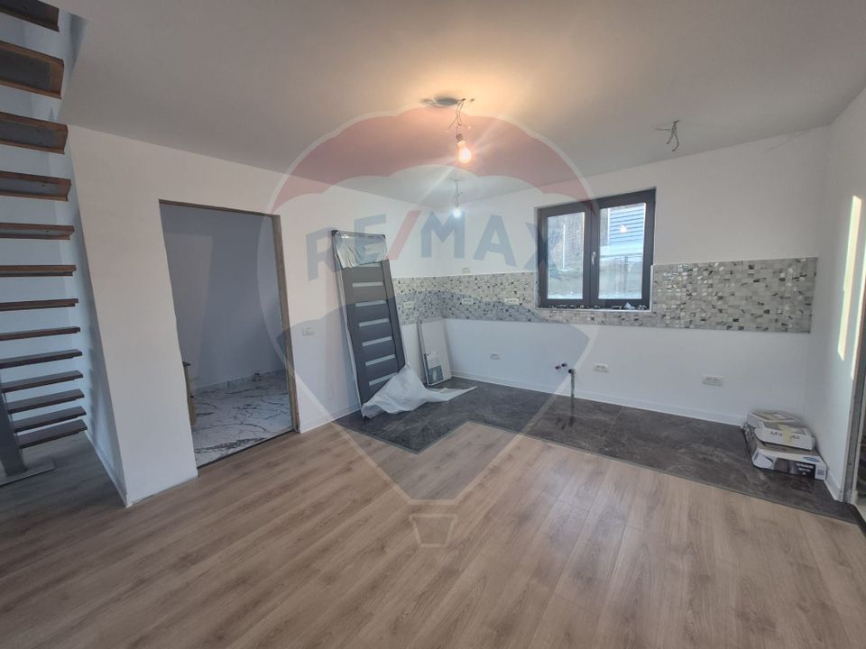 Vanzare Casa A-Frame 3 camere I Constructie 2025