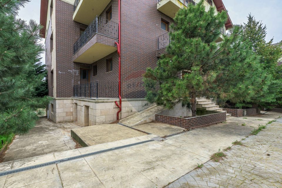 30 room House / Villa for rent