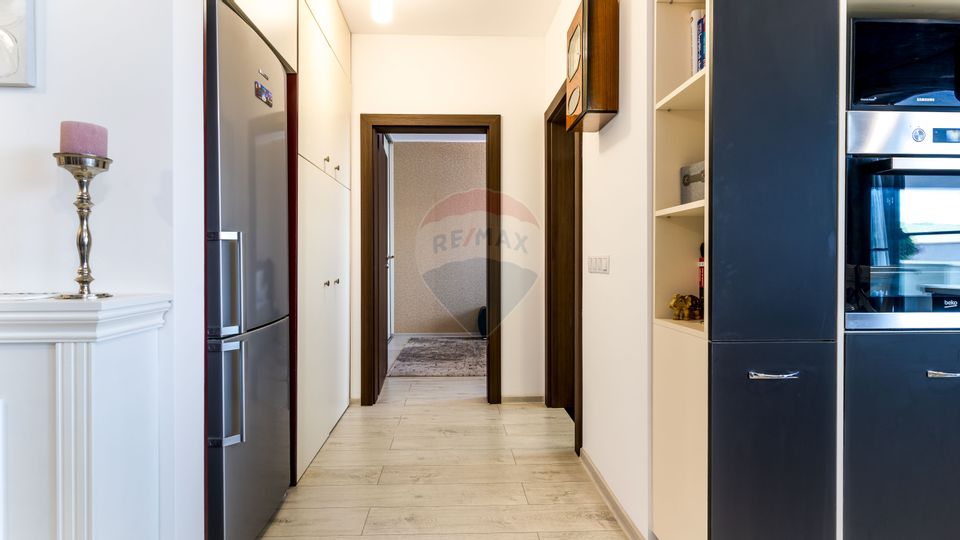 4 room Apartment for sale