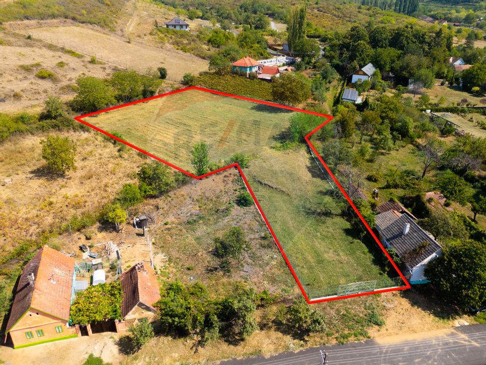 Land 4,184sqm Minis / Strada De sub deal