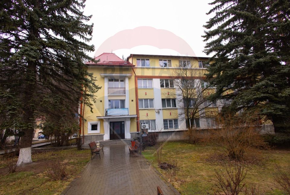 Spațiu medical de vânzare în zona Central - VATRA DORNEI