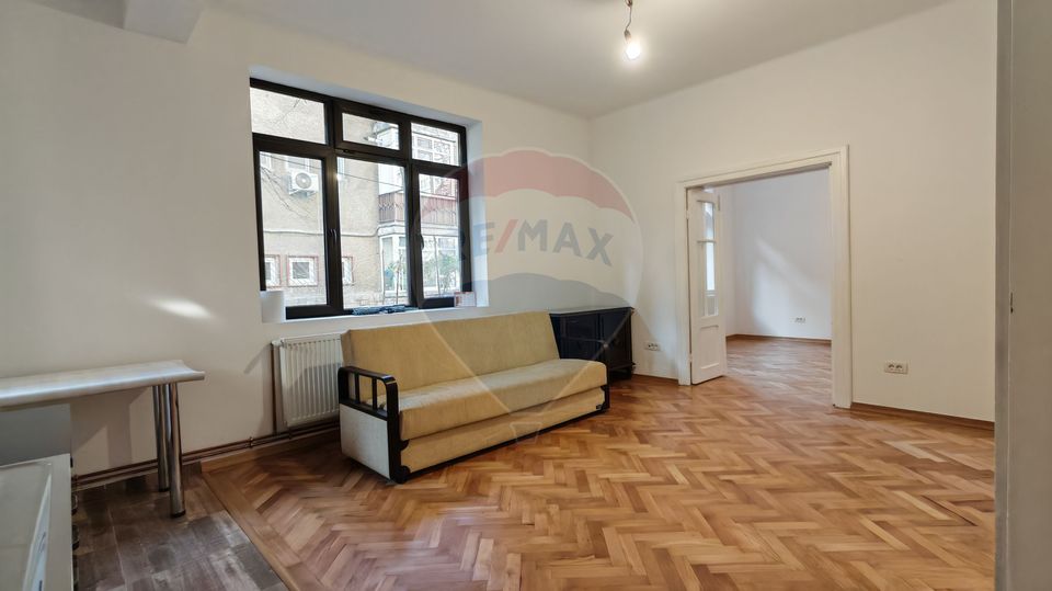 Spatiu de birou de inchiriat zona Domenii - apt cu 3 camere