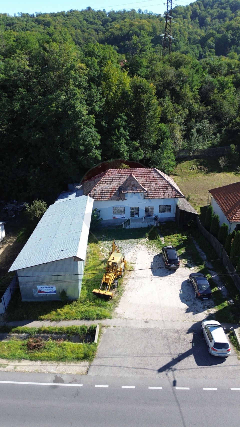 Spatiu comercial si casa de vanzare in Furnicosi.