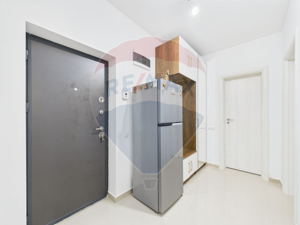 Apartament 2 camere de vanzare+loc de parcare Militari Shopping Center