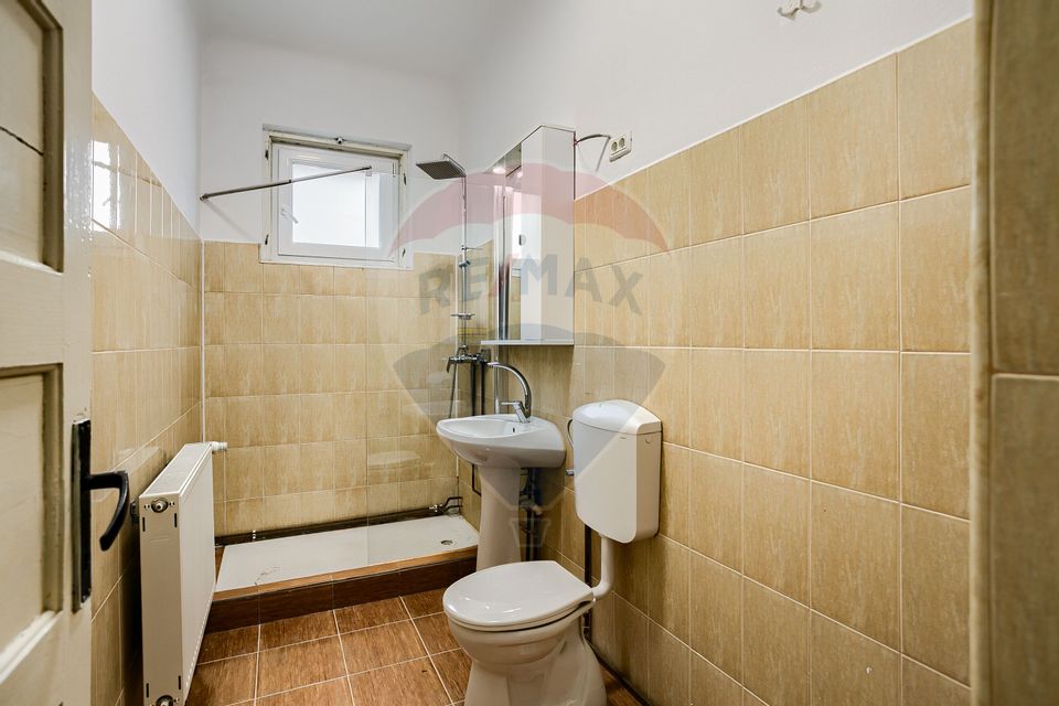 40sq.m Office Space for rent, Ultracentral area