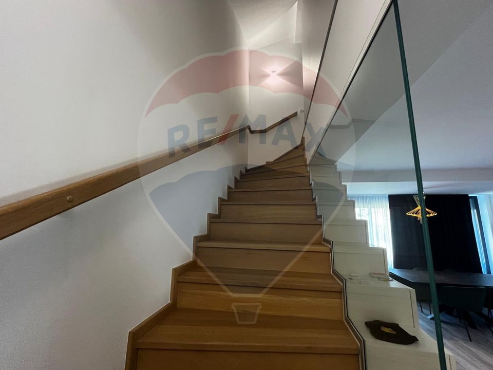 De inchiriat Casă / Vilă 6 camere în Voluntari