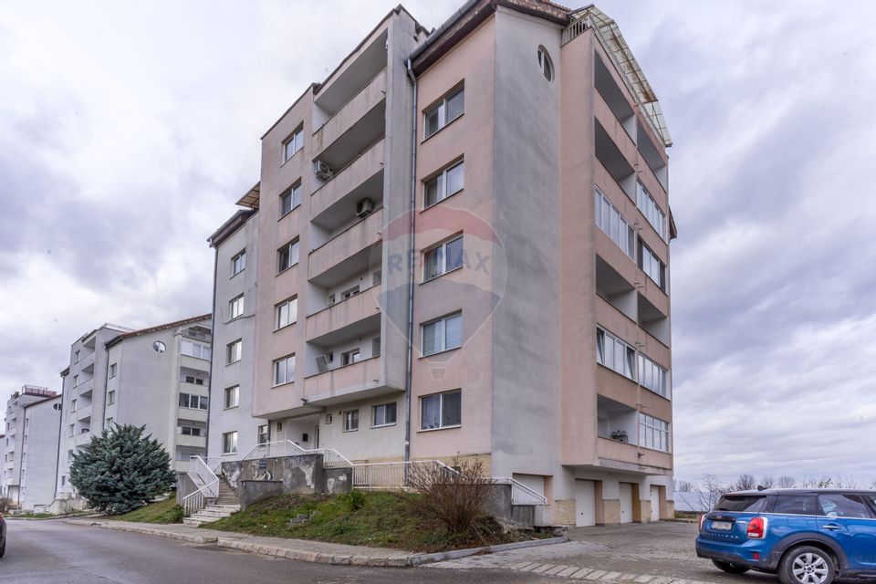 Apartament 3 camere de vânzare,  3 terase, 111 mp, zona Calea Turzii