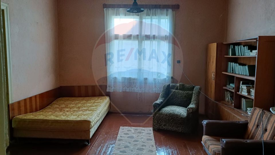 5 room House / Villa for sale, Periferie area