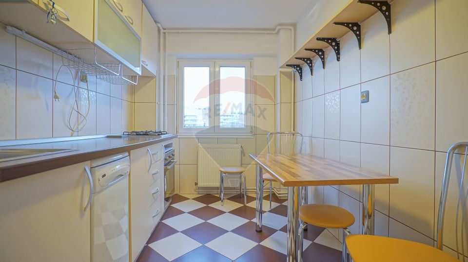 Apartament cu 2 camere de închiriat în zona Judetean