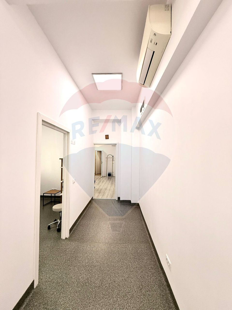 100sq.m Commercial Space for rent, P-ta Victoriei area