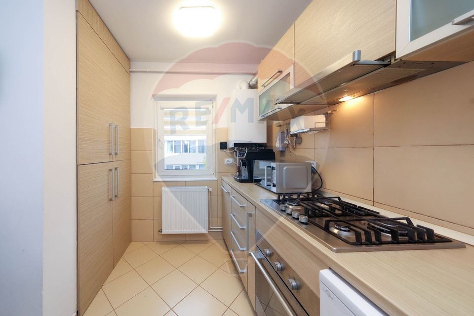 Apartament 4 camere cu structura generoasa,  zona de interes, Judetean