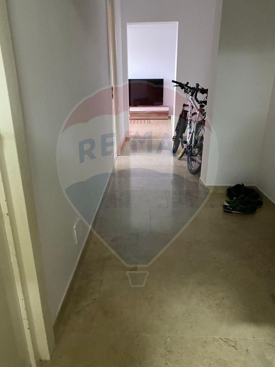4 room Apartment for rent, Malul Muresului area